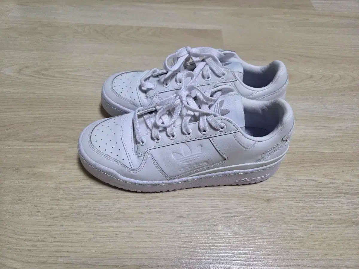 アディダス フォーラム ボールド 250