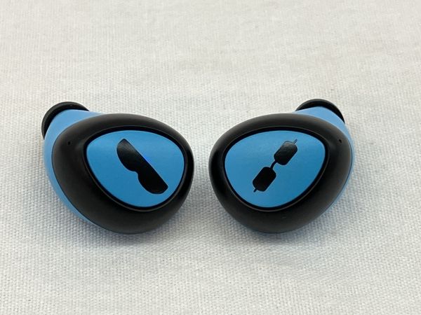 TRUE WIRELESS STEREO EARPHONES D45A 呪術廻戦 五条悟モデル