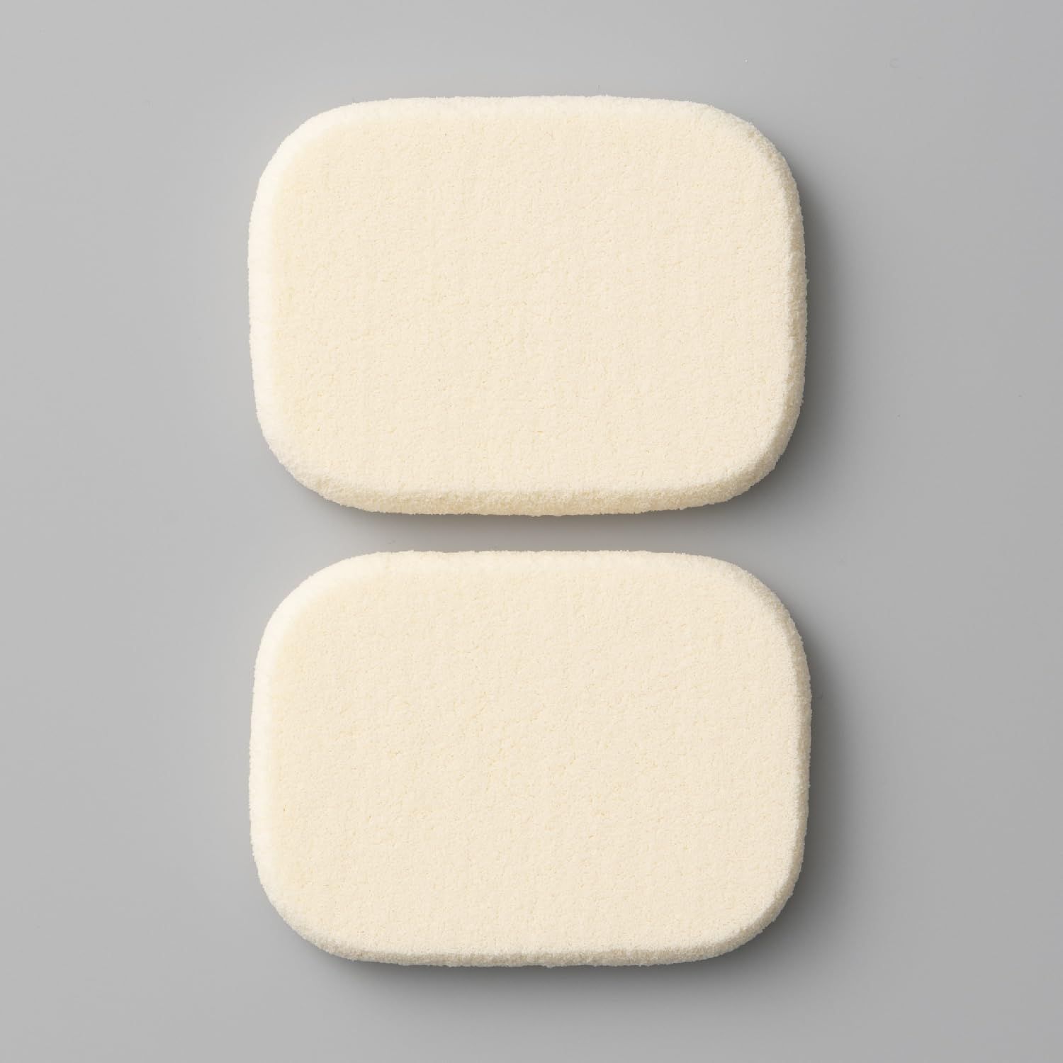 2 P長角 bi-hadaパウダリーパフ KQ 3054 貝印