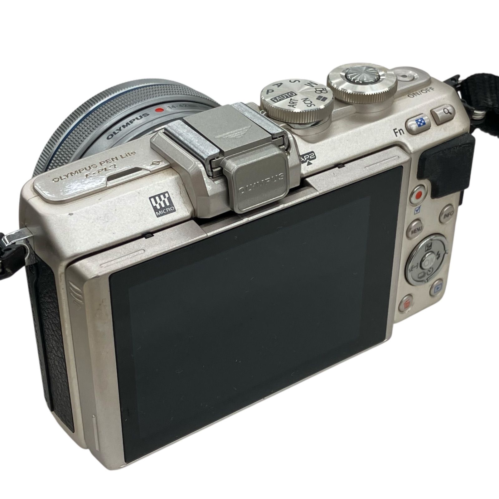 E-PL7