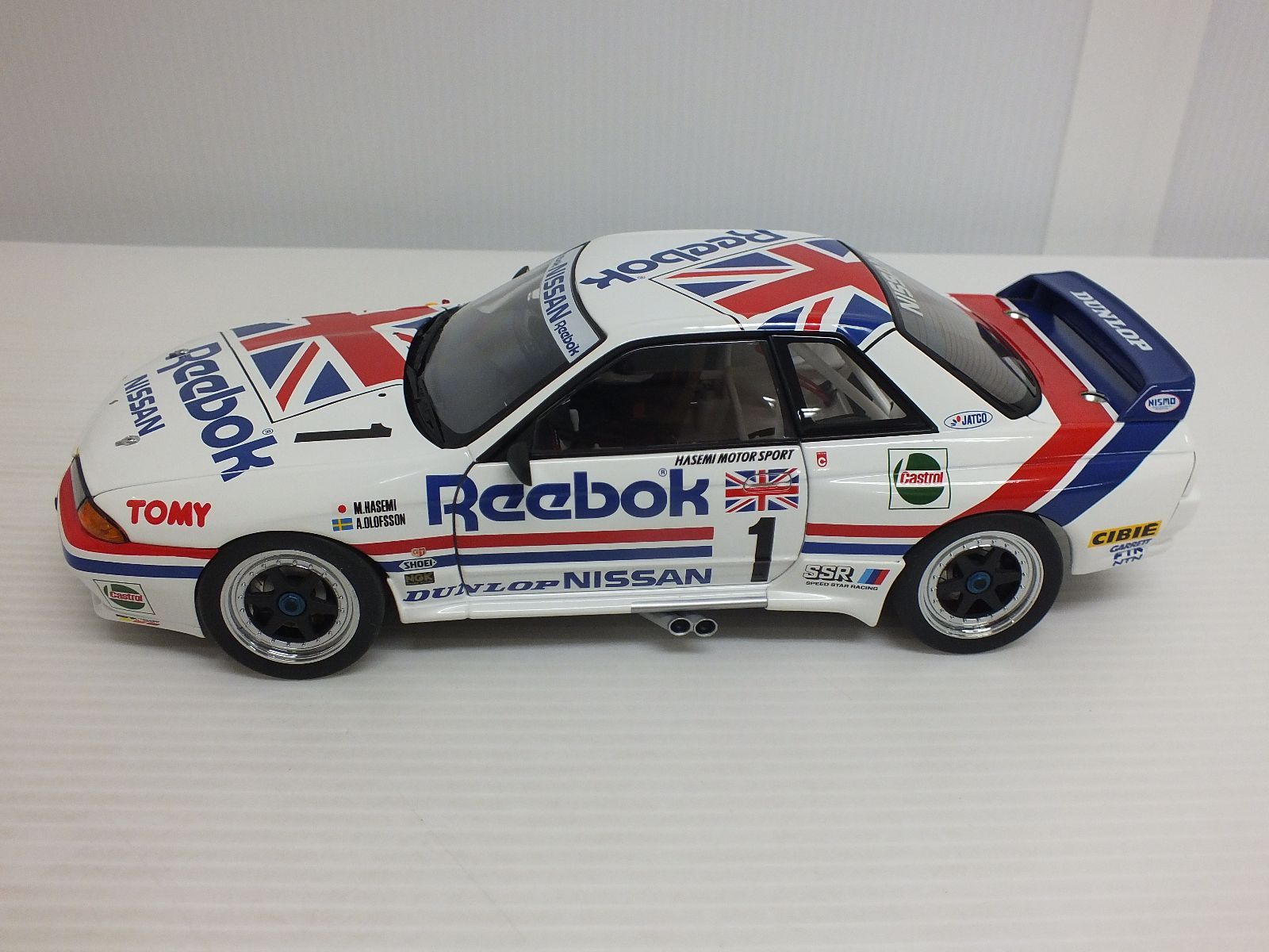 オートアートスカイライングループAセット 1/18 日産 スカイライン (R32) GT-R グループA 1990年 #12