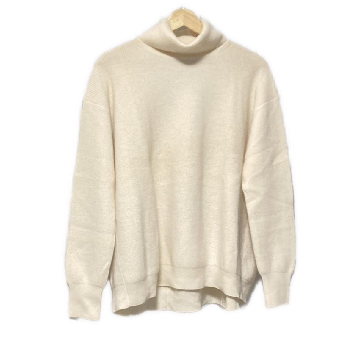 SACRA(サクラ) 長袖セーター サイズ38 M レディース美品 SACRA(サクラ) 長袖セーター サイズ38 M レディース美品