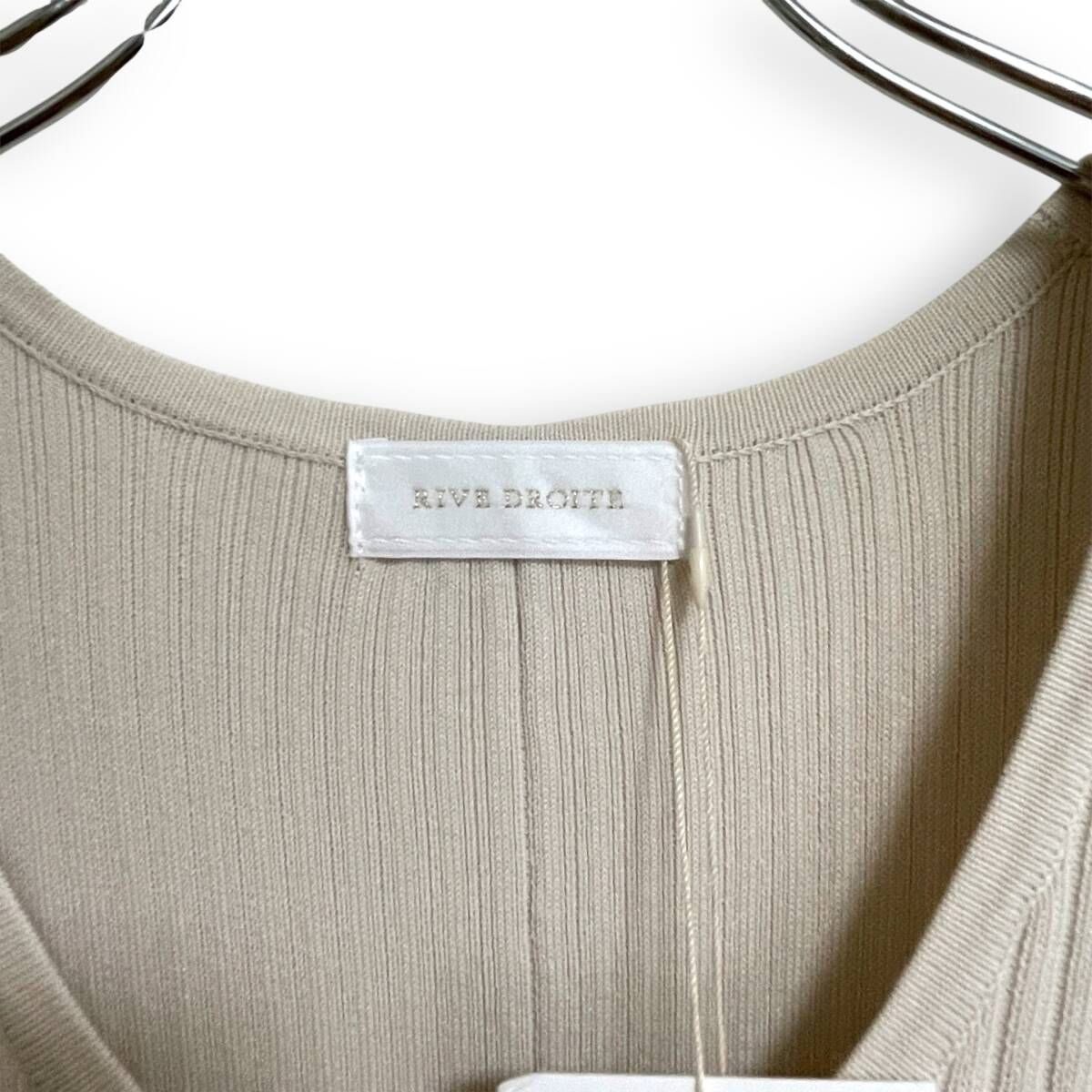 リブワンピース