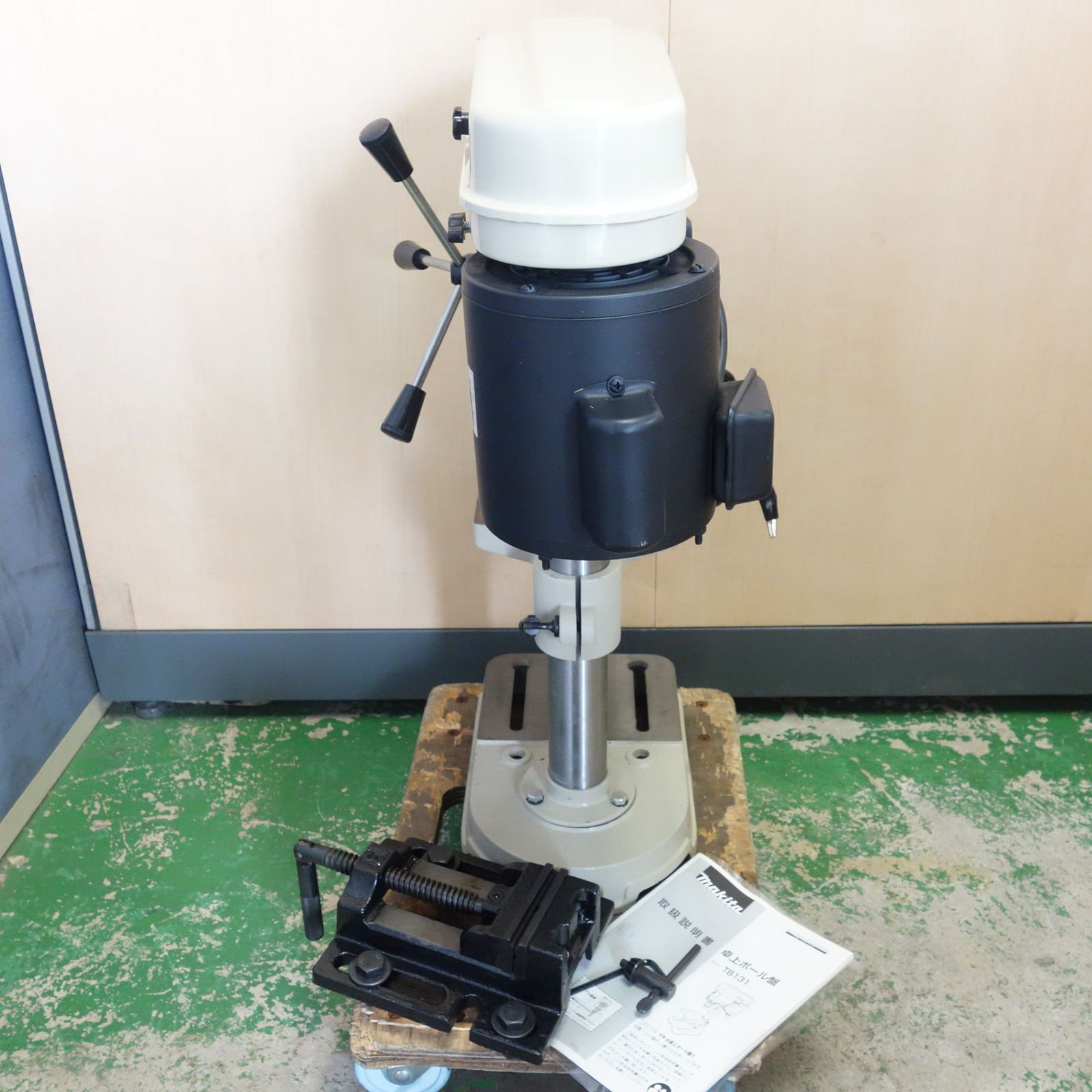 バイス付き マキタ