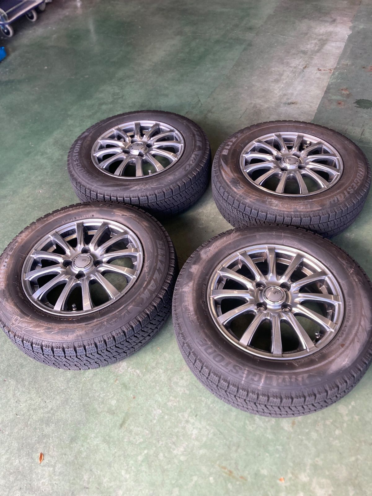 状態良好　9分山以上　175／70R14  ブリヂストン　スタッドレス　アルミホイールセット　2018年製