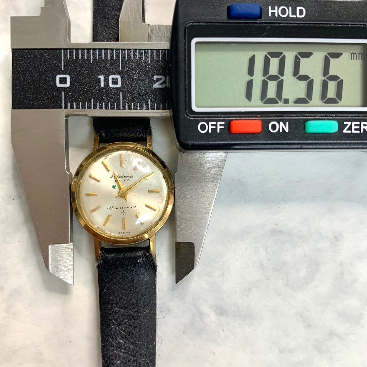 ト滝】SEIKO セイコー 腕時計 ユニバース ダイヤショック 6004