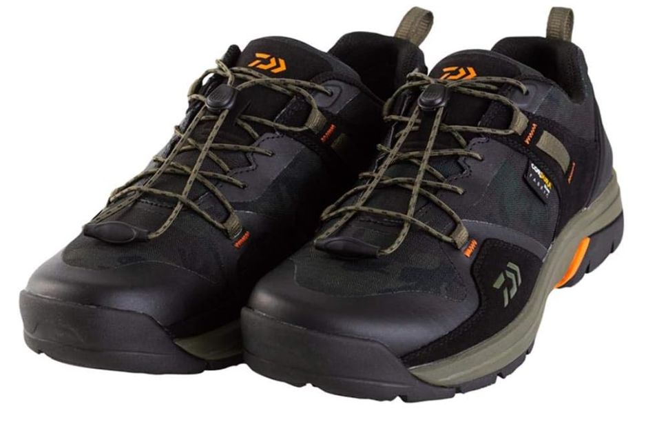 フィッシングシューズ