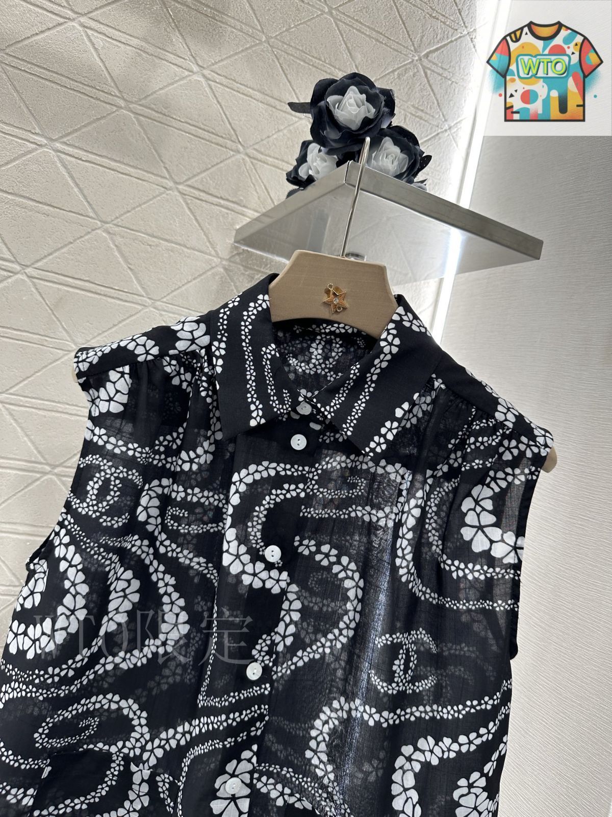今日WTO】Chanel 2025 New Arrival 印花無袖シャツ-DZ80 - メルカリ