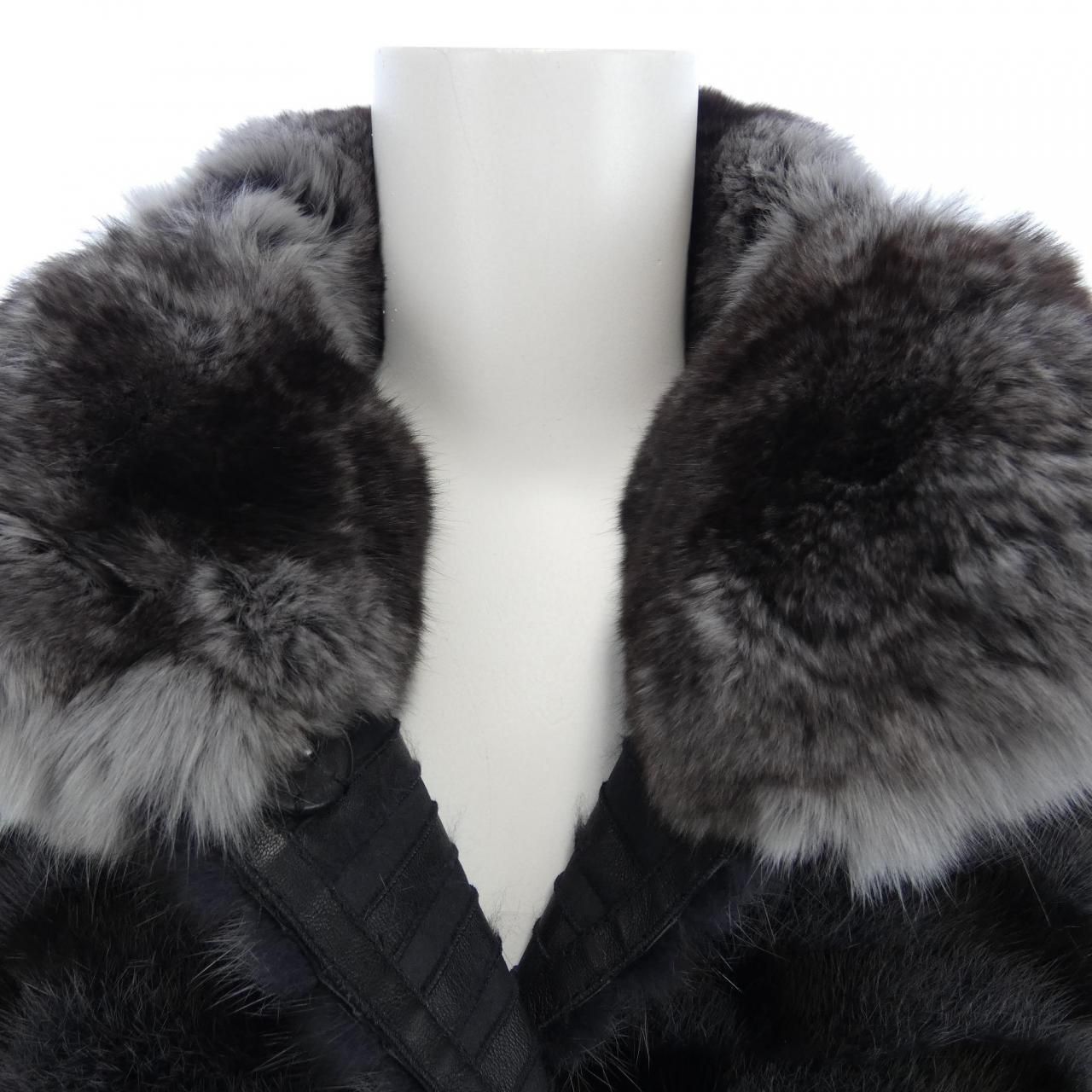 FENDIフォックスファーコート FENDIフォックスファーコート