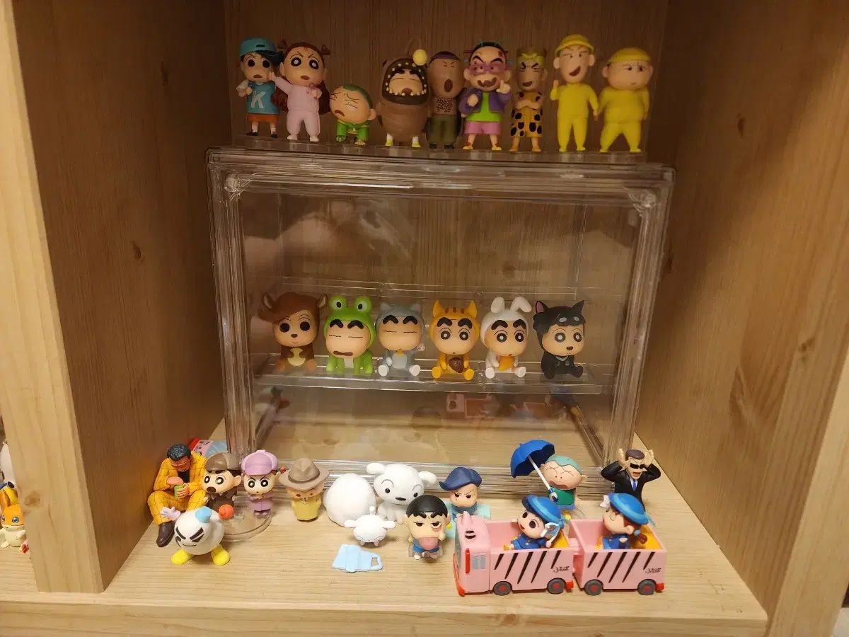クレヨンしんちゃん　ガチャまとめ売り クレヨンしんちゃんガチャガチャまとめ売り - メルカリ