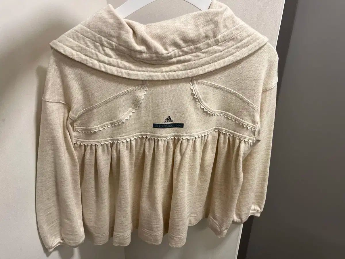 adidas アディダス ステラメカニ ブラウス