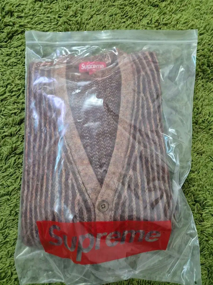 トップス 20AW supreme brushed mohair cardigan Supreme Brushed Mohair Cardigan (FW20) - $188