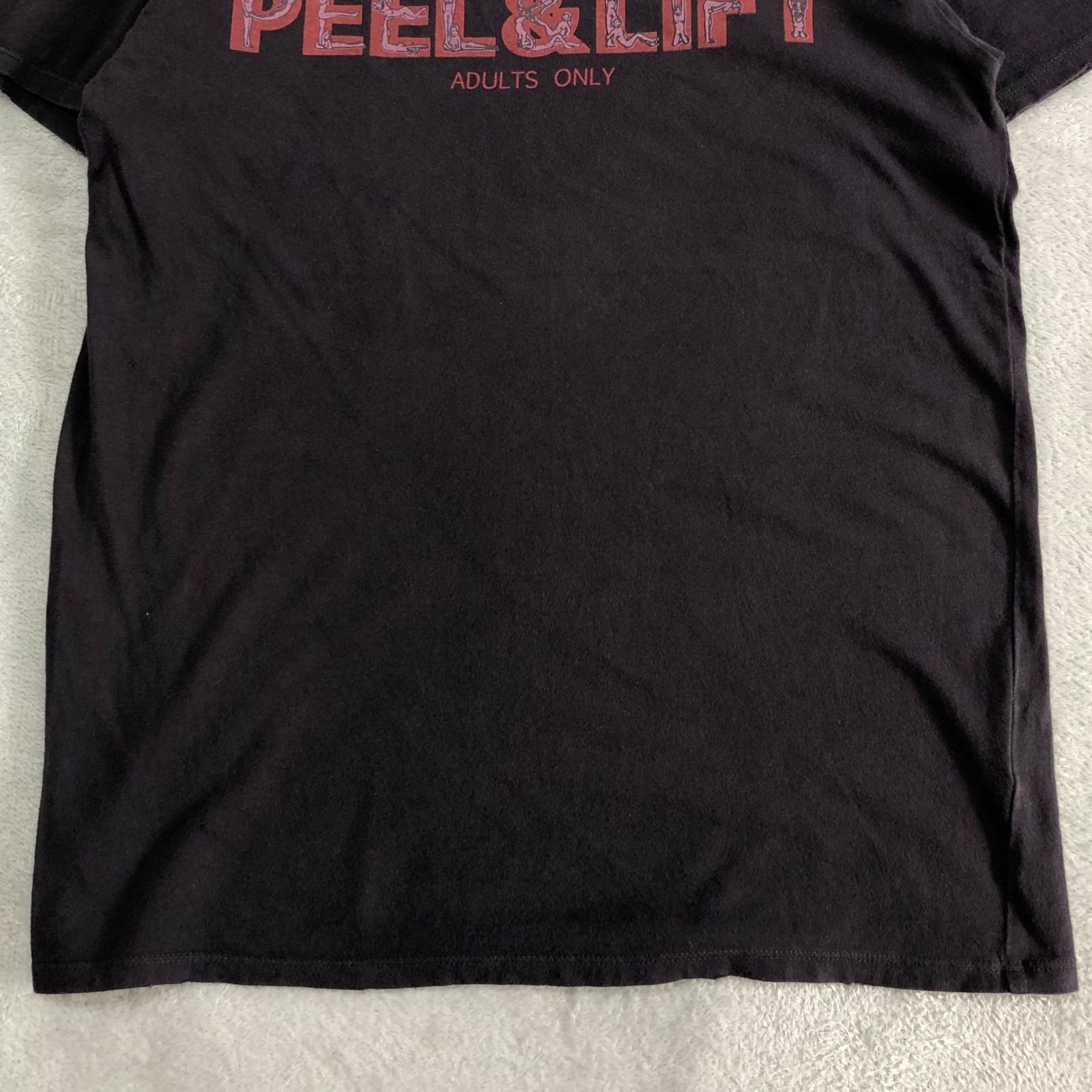 PEEL & LIFT プリントTシャツ エロT セクシｰガール ピンナップガール ストリッパー ヌード 春画 ロゴ ユーズド加工 ヴィンテージ加工 ダメージ加工 ウォッシュ加工 半袖カットソー ショートスリーブ ブラック 黒 ピールアンドリフト