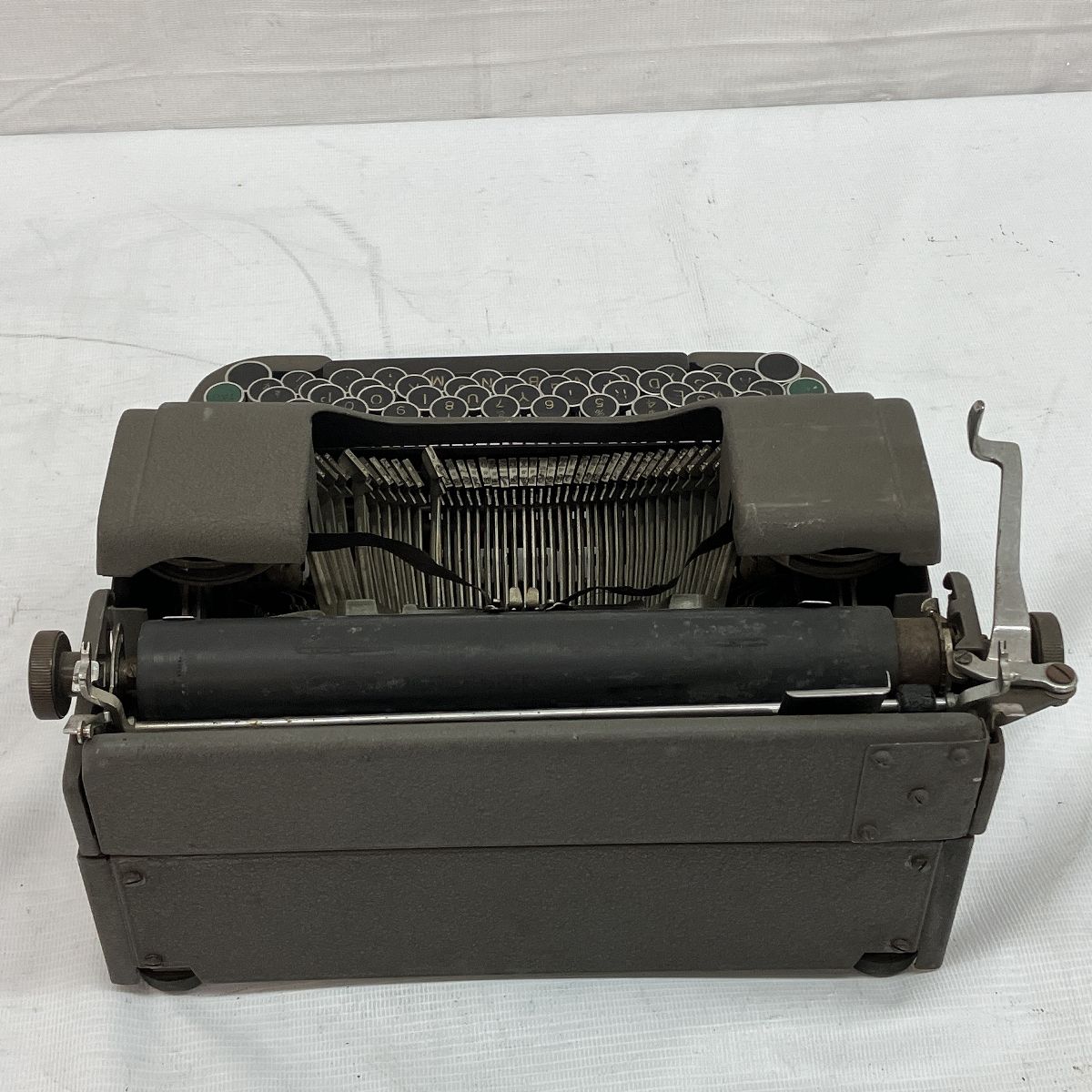 【ジャンク品】 Underwood タイプライター アンティーク アンティーク Underwood Typewriter Company 製 タイプライター