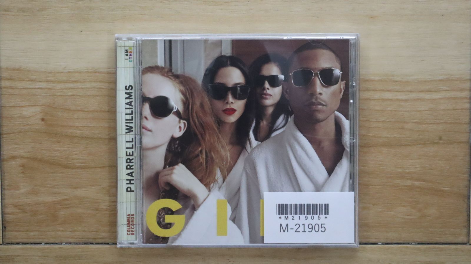 希少 非売 未開封 Pharrell Williams ファレル・ウィリアムス アディダス オリジナルス✕ファレル・ウィリアムスの最新コラボ