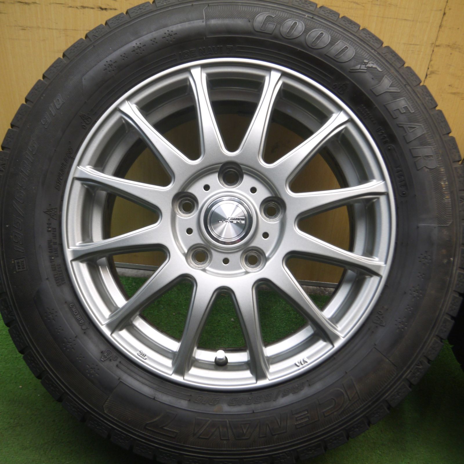 送料無料* キレイ☆スタッドレス 195/65R15 グッドイヤー アイスナビ7 