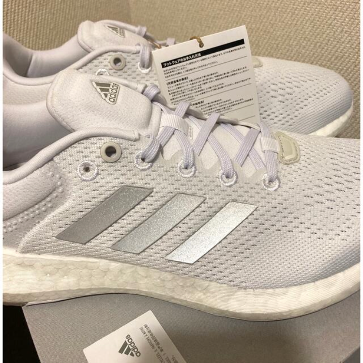 ⭐️新品⭐️adidas  Pureboost 21 ランニングシューズ 25㎝