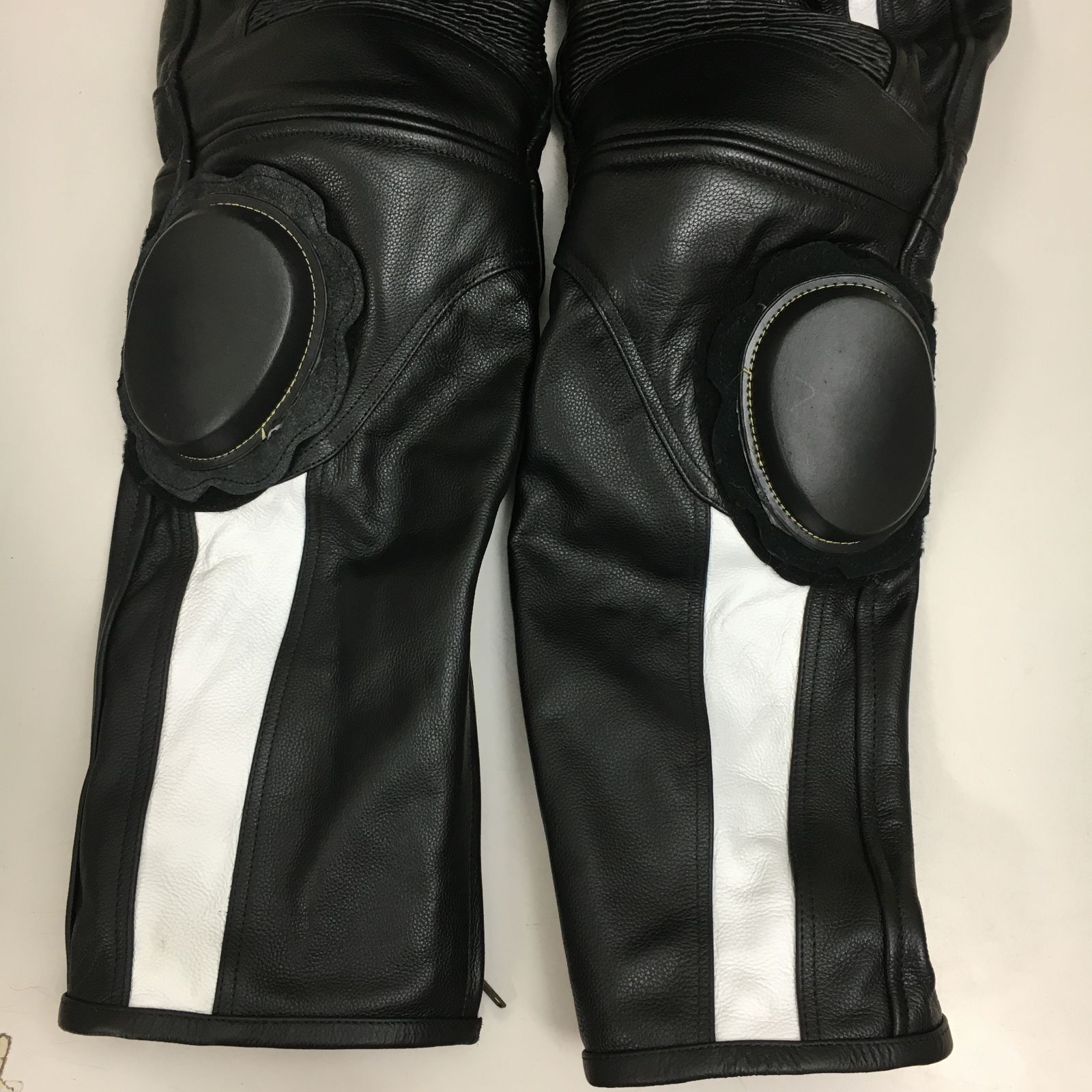 Clooney Clooney クルーニー レザーパンツ 34サイズ 黒系 ブラック系