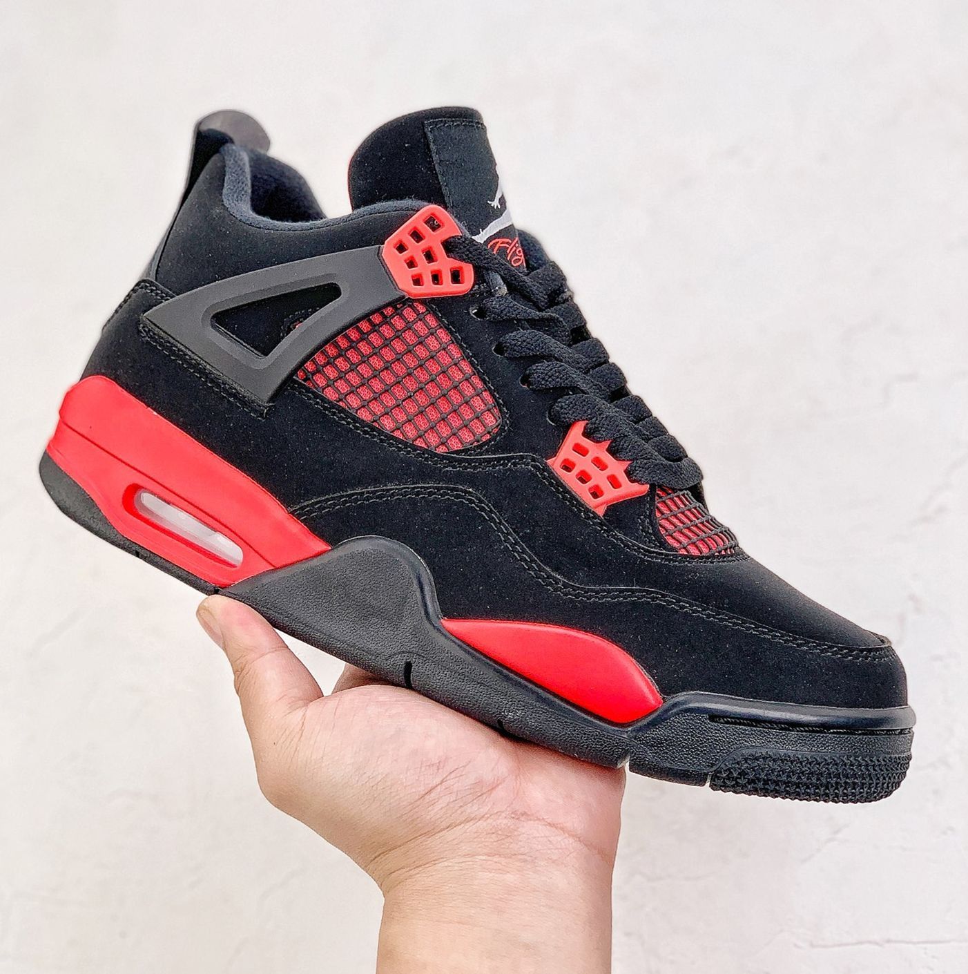 新品未使用ですNike Air Jordan 4 