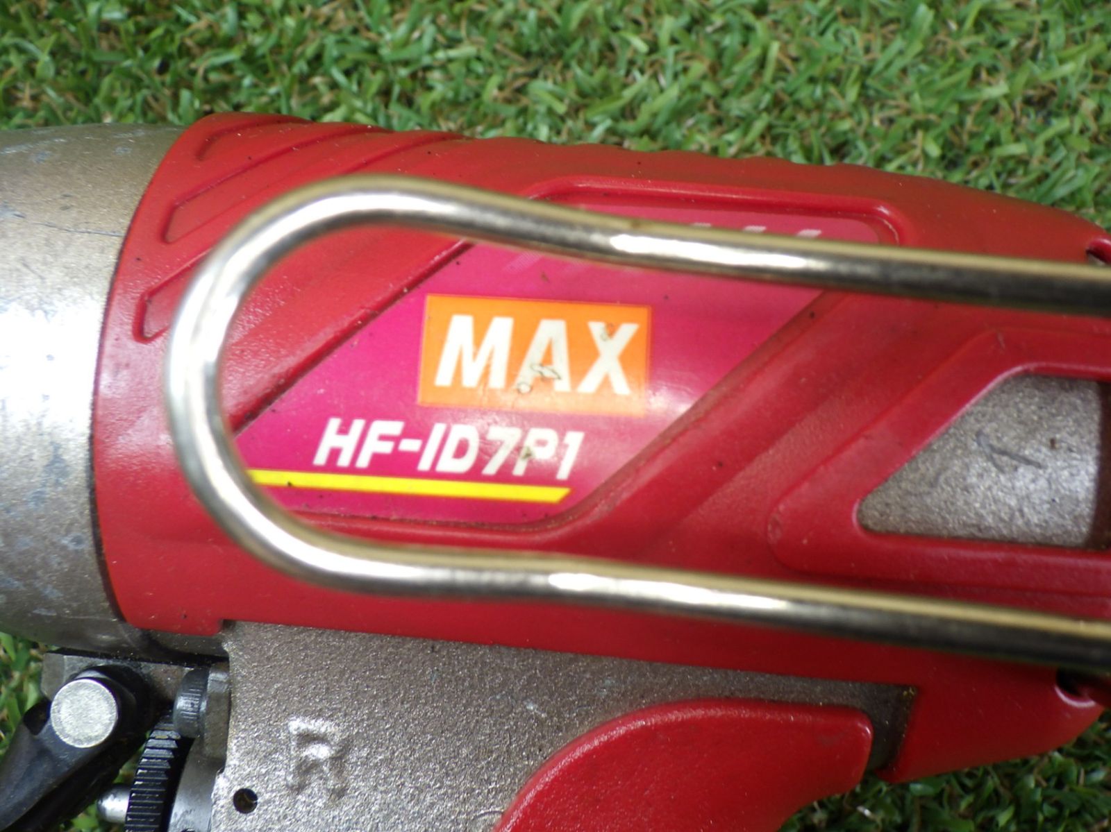 回転止まりません マックス 高圧 エアインパクトドライバー HF-ID7P1