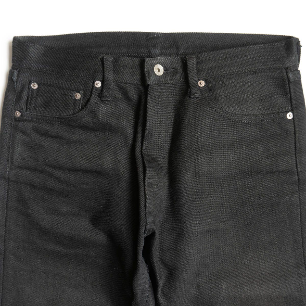美品】IRON HEART【LOT 9634Z 21oz黒鎧デニム ストレート】W33