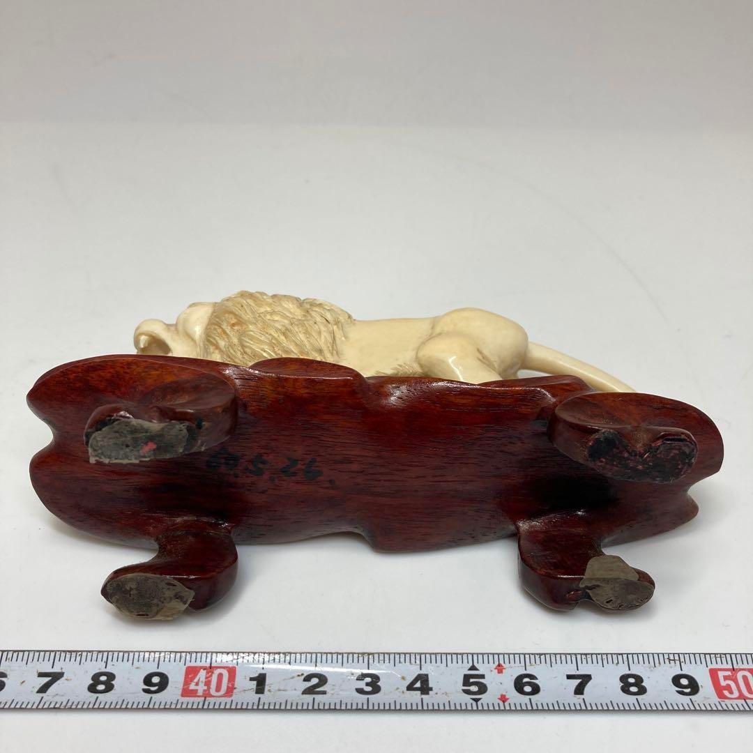 上ライオン置物