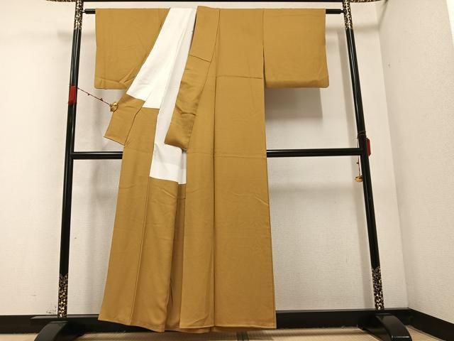 平和屋着物 上質な色無地 黄土色 正絹 AABC3373ph WWW_MERCADOAVALIA_COM_BR