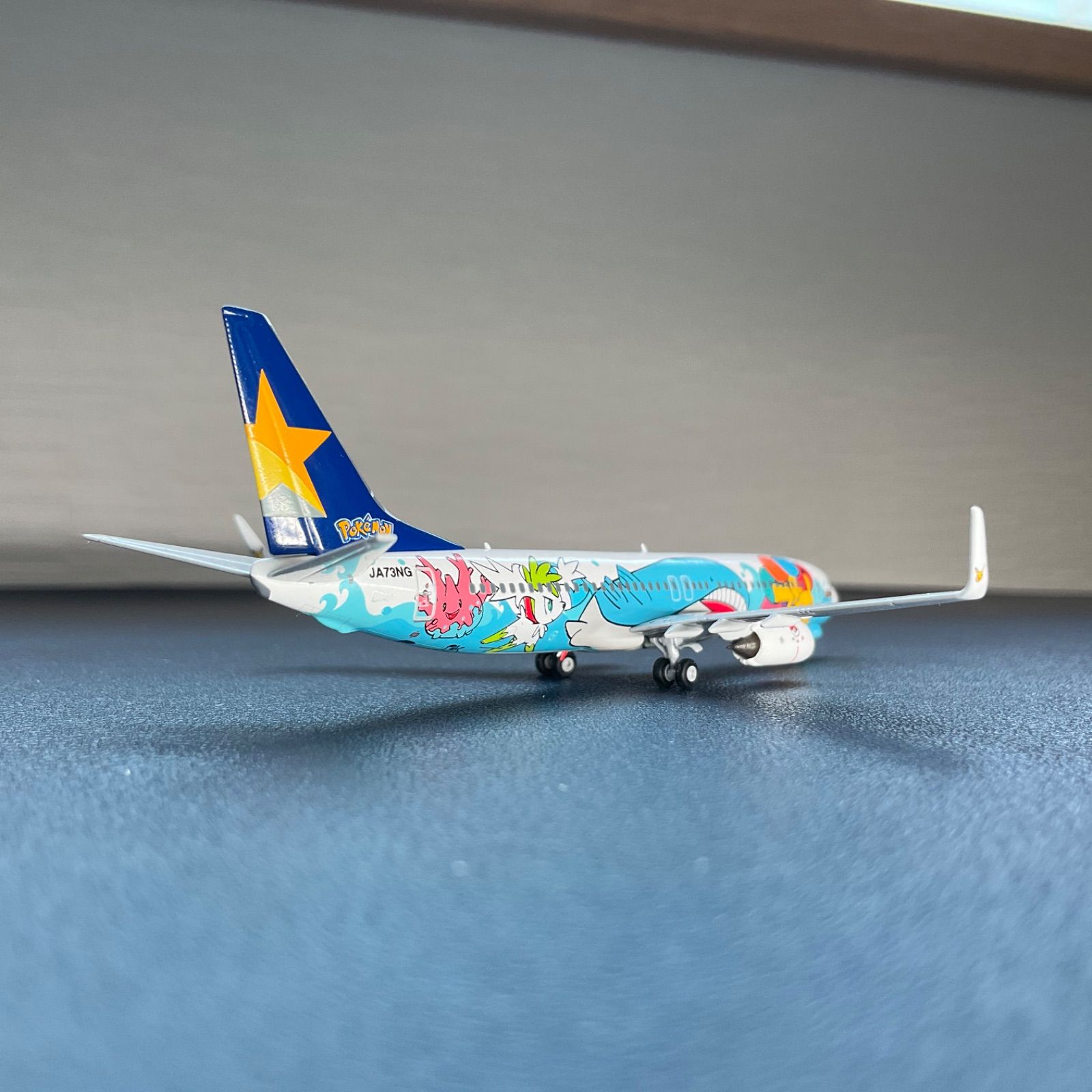 スカイマーク B737-800 1/400 JA73NG 