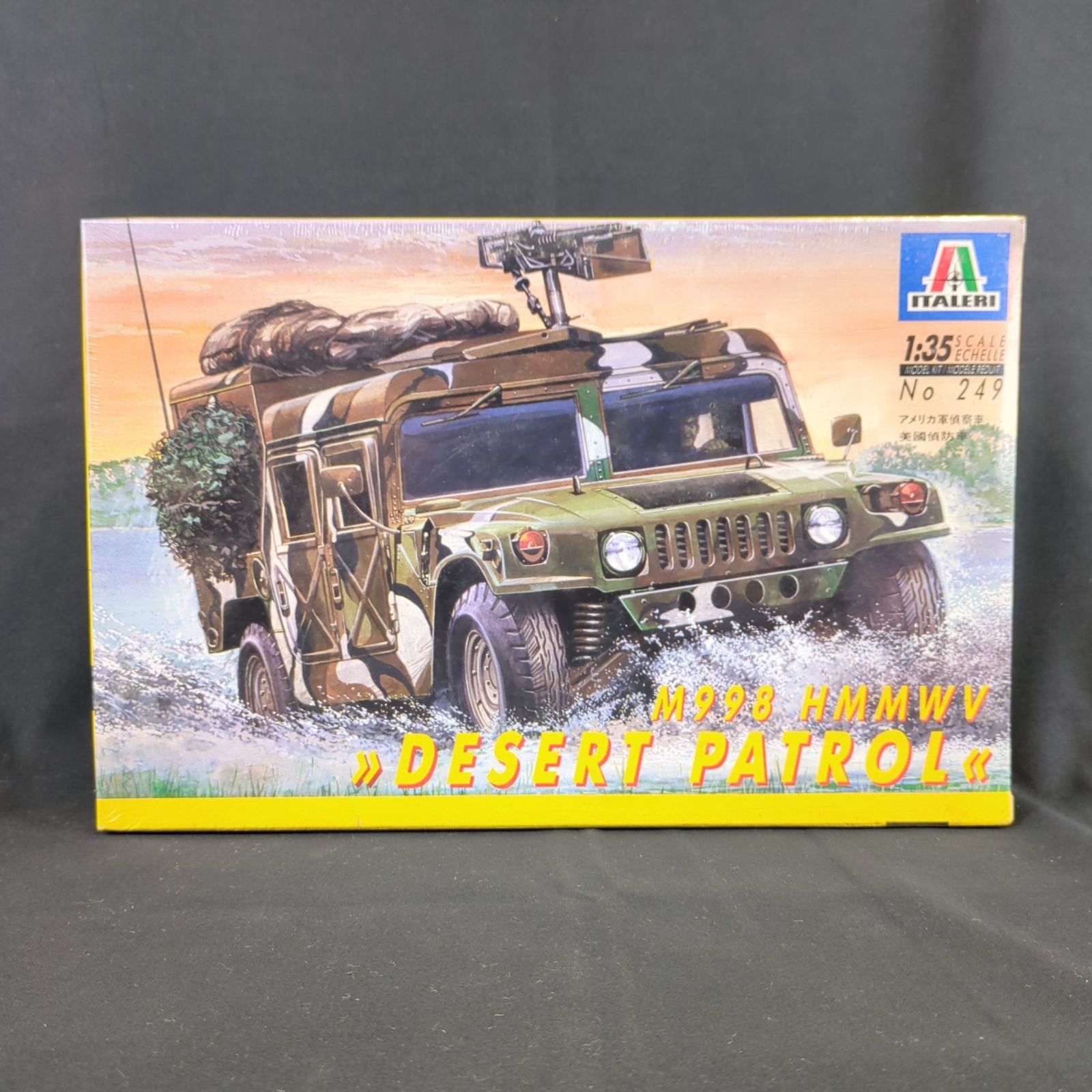 輸入キット 未開封品 イタレリ ITALERI 249 1|35 M998 Desert Patrol アメリカ軍 偵察車