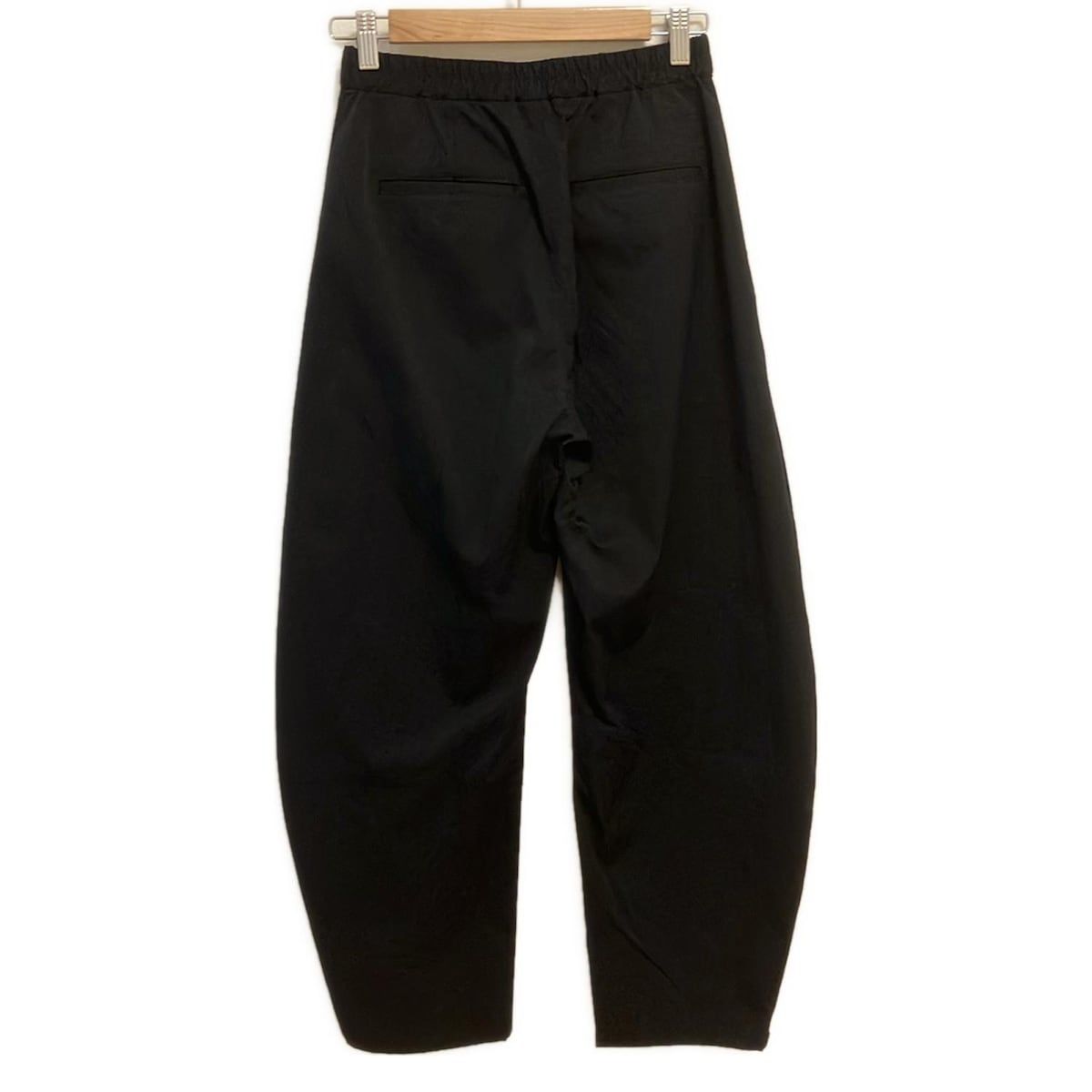 LE PHIL ルフィル ダブルクロステーパードパンツ　ブラック LE PHIL ル フィル パンツ ブラック 黒 サイズ:1(M) | 25春夏 ブロード