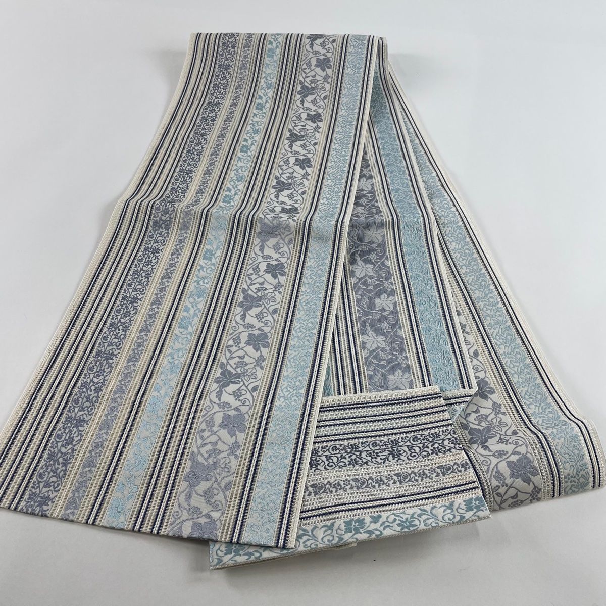 バイセル 着物 美品 名品 名古屋帯 クリーム 羅織 かがり仕立て 夏帯 正絹 ☆☆☆☆ 名古屋帯 美品 名品 夏帯 八寸名古屋帯 松葉仕立て 献上柄 クリーム