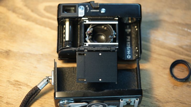 8734 良品 Rollei 35 露出計OK シンガポール製 ブラック - メルカリ