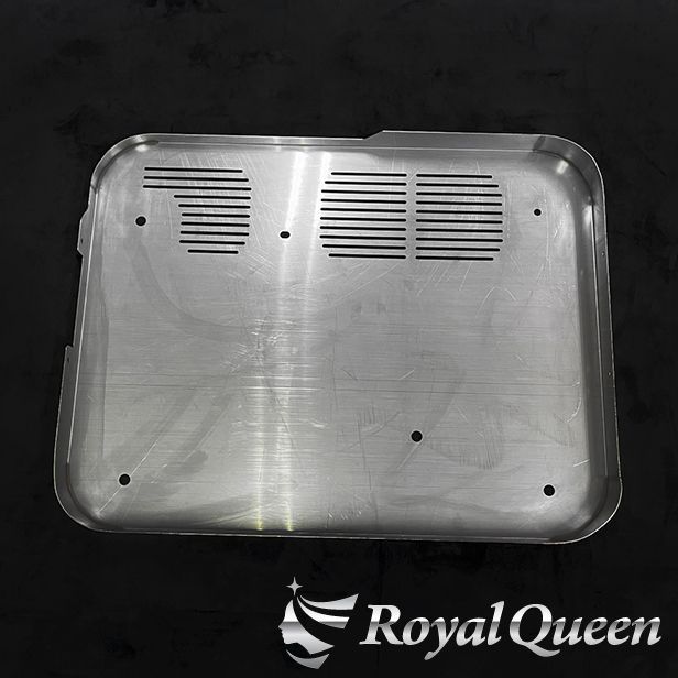 Queen マフラーカバー 期間限定！20％オフセール♪【送料無料】いすゞ ファイブスターギガ