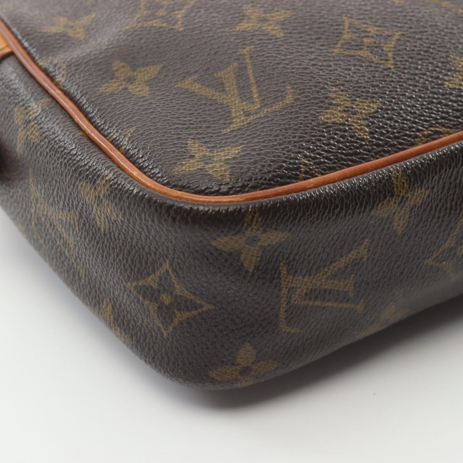 ルイ・ヴィトン LOUIS VUITTON セカンドバッグ クラッチバッグ