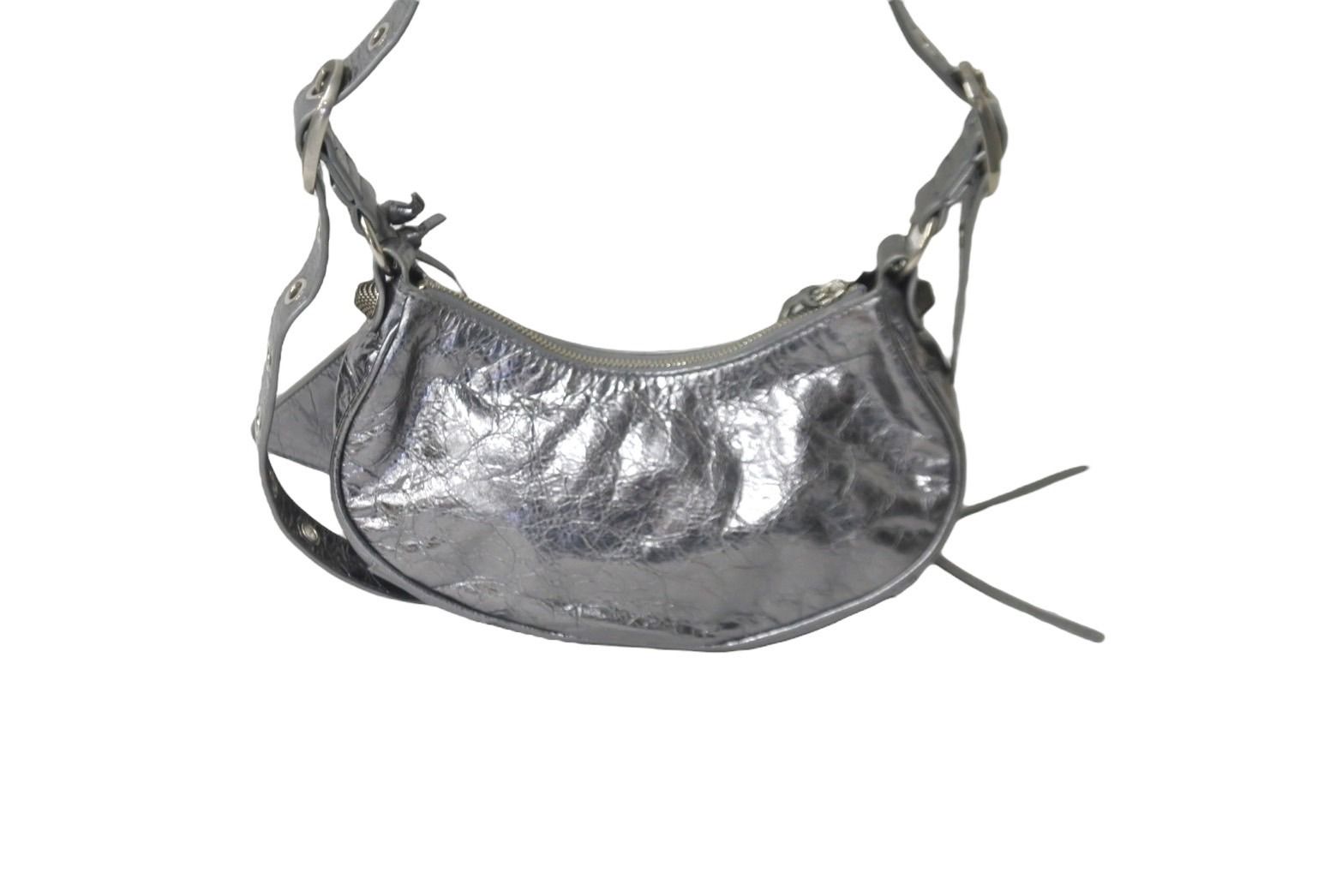 極美品 BALENCIAGA バレンシアガ LE CAGOLE 定価328900円 カゴールXS