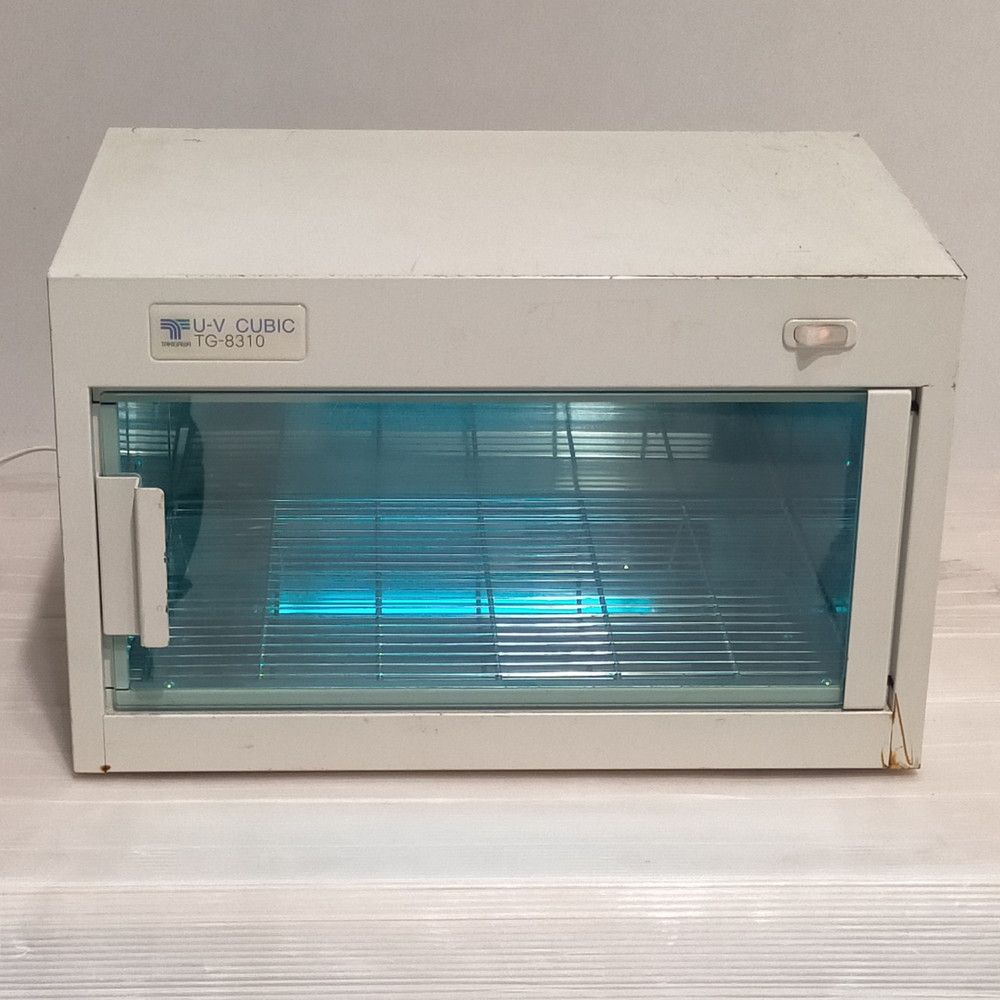 滝川 / UVキュービック / TG-8310A（50Hz） / 紫外線消毒器 / No.F241 滝川株式会社 赤外線消毒器 U-V CUBIC TG-8310A - メルカリ