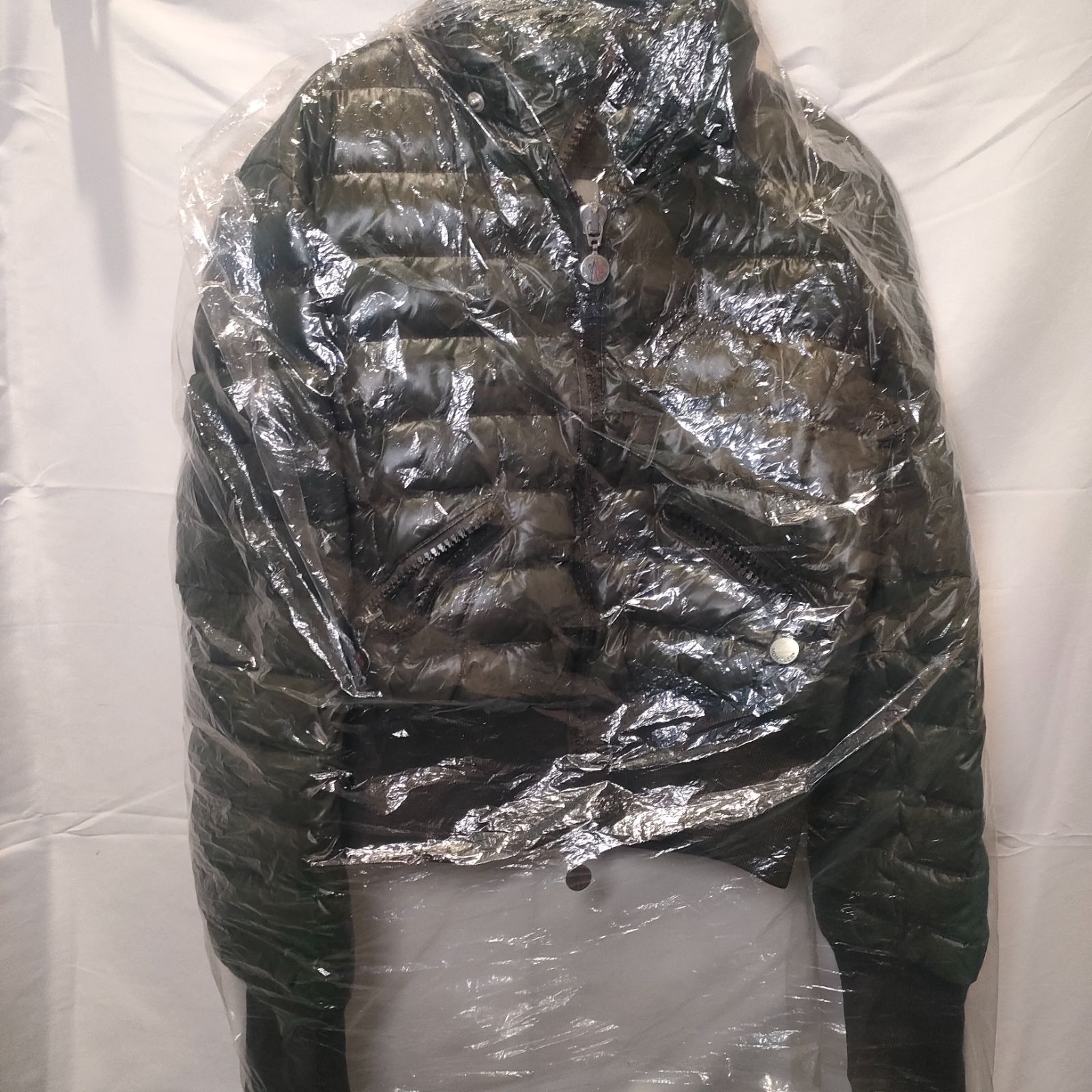 SALE【レア・クリーニング済】MONCLER モンクレール ダウンジャケット 