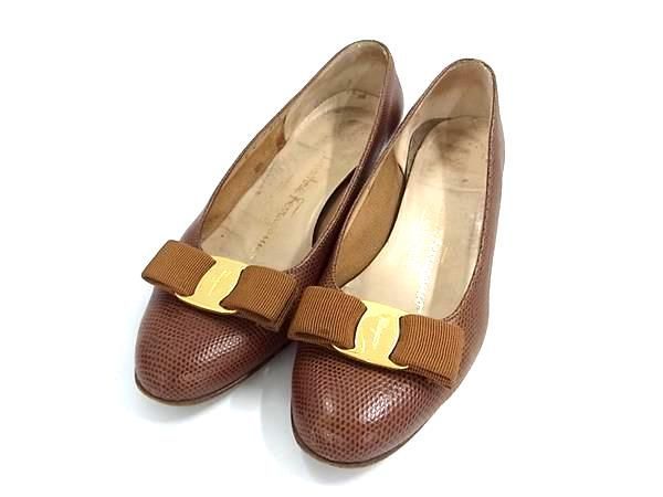 Salvatore Ferragamo フェラガモ ヴァラリボン リザード型押し