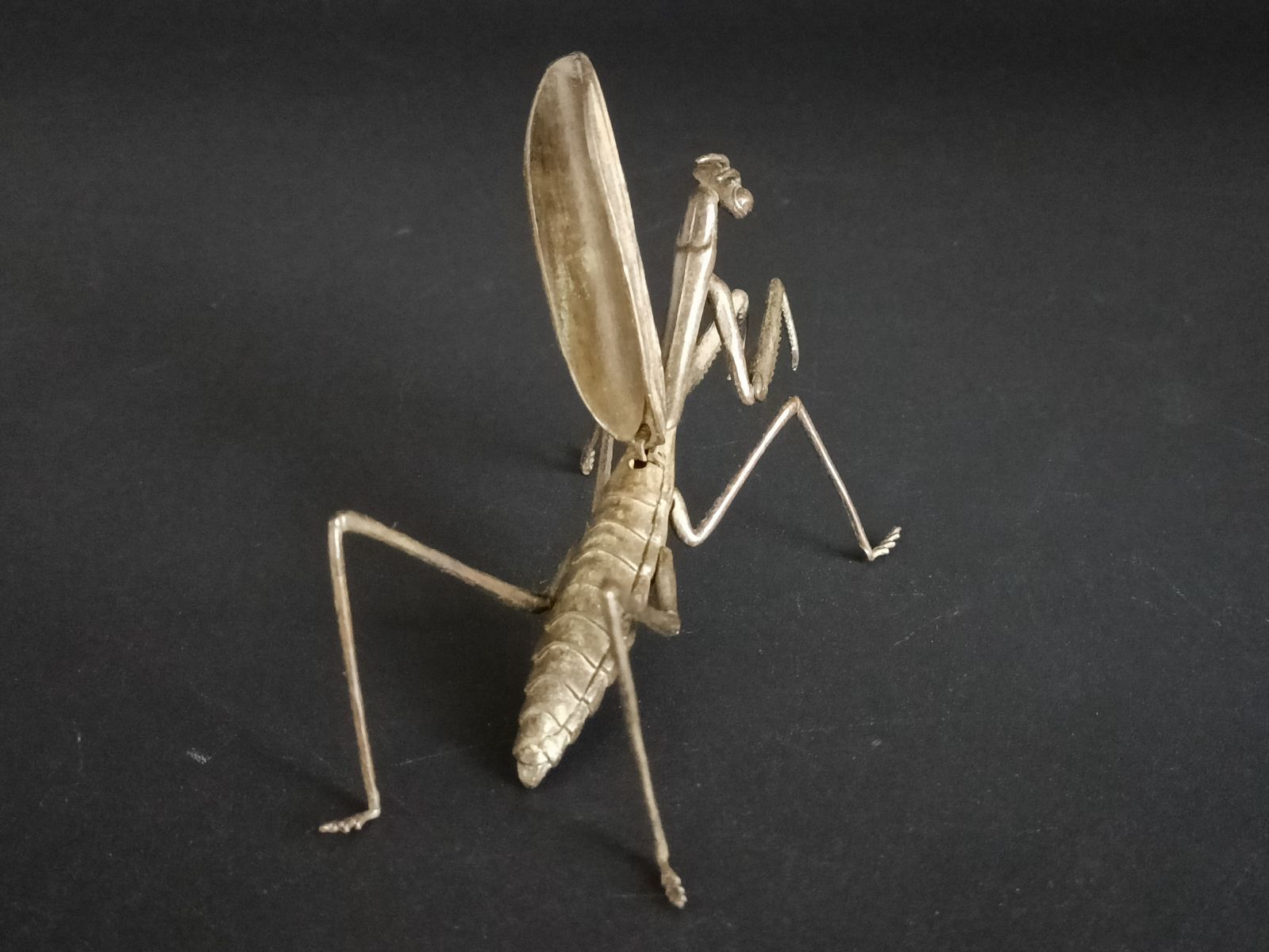 銅製置物 カマキリ 蟷螂 翼可動 茶道具 雨宮宗作 刻印あり 金工品