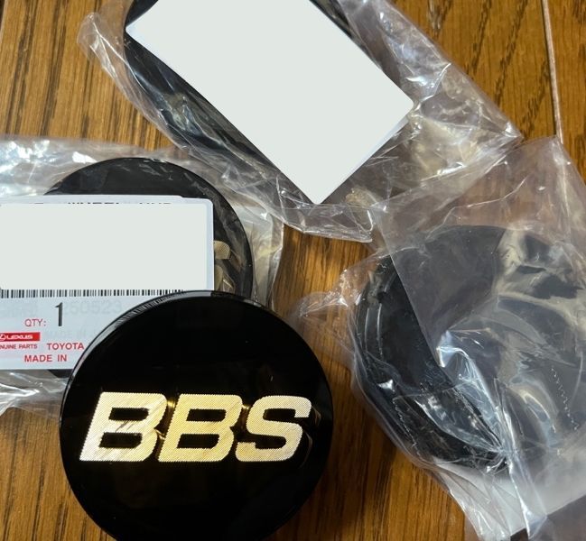 ダイハツ DAIHATSU 純正 コペン LA400A GRスポーツ 純正ホイール 用 センター キャップ ４個 セット BBS ゴールド パーツ エンジン タイヤ バンパー 検索 マフラー