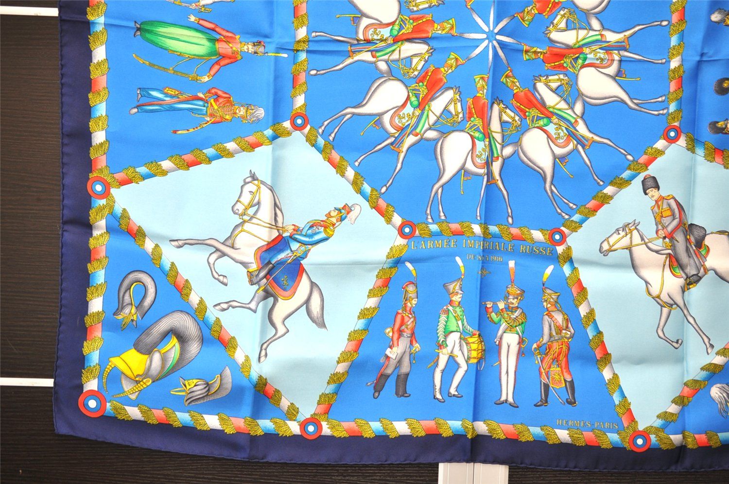 HERMES(エルメス) ⁄ カレ90⁄L'ARMEE IMPERIALE RUSSE⁄スカーフ⁄シルク