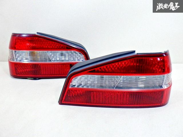 ｃ３５ローレル前期テールランプ左右セット Yahoo!オークション -「c35 ローレル 純正」(テールライト