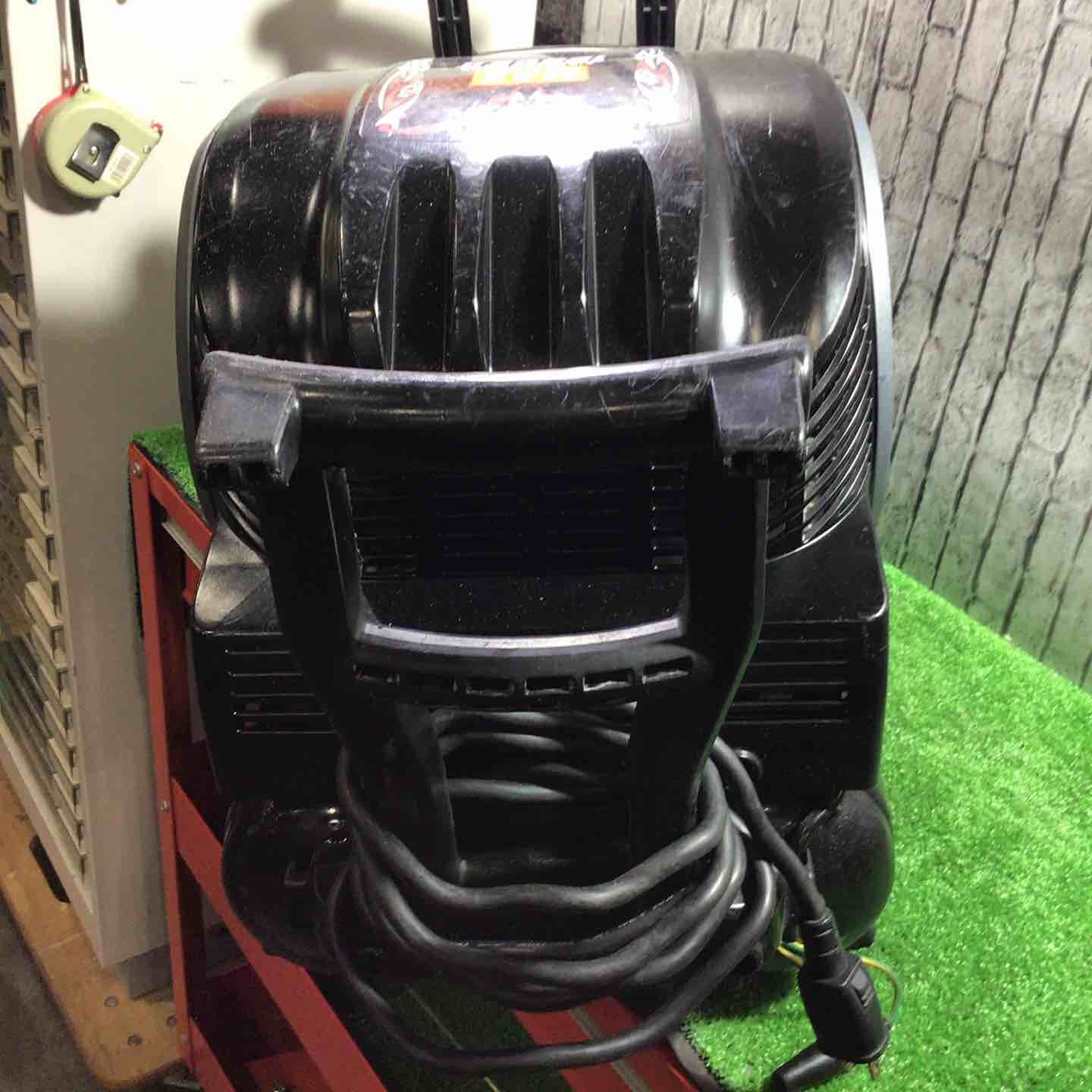 ☆マックス(MAX) エアコンプレッサー AK-HH1250E2_ブラック