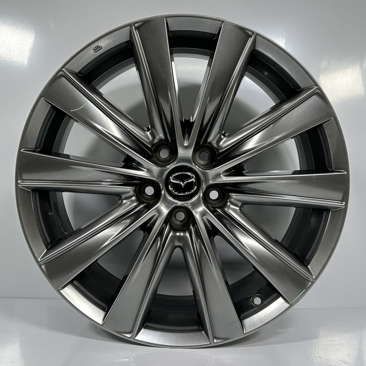 マツダ6 ハイグロス純正19インチアルミホイール