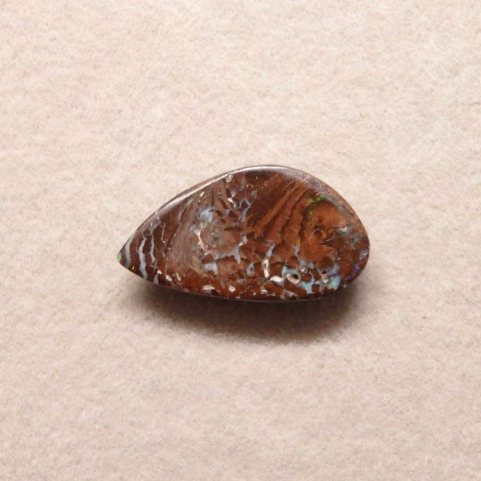 アイアンオパール 4.098ct ソーティング付ルース Z0552 アイアンオパール 4.098ct Z0552 色石宝石オパール ルースソーティング付き