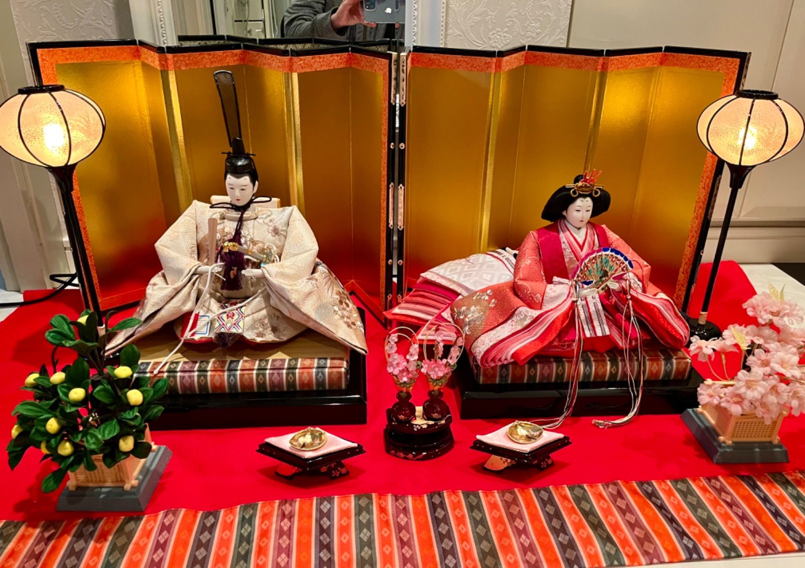 新品☆貝合わせの変わり菱三宝 ☆純木製品 ☆手書きの金彩と繊細な貝殻