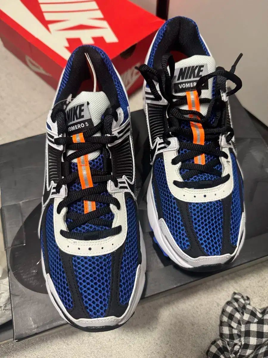 NIKE ナイキ ボメロ 5 ブルー 黒 スニーカー 新製品| 265