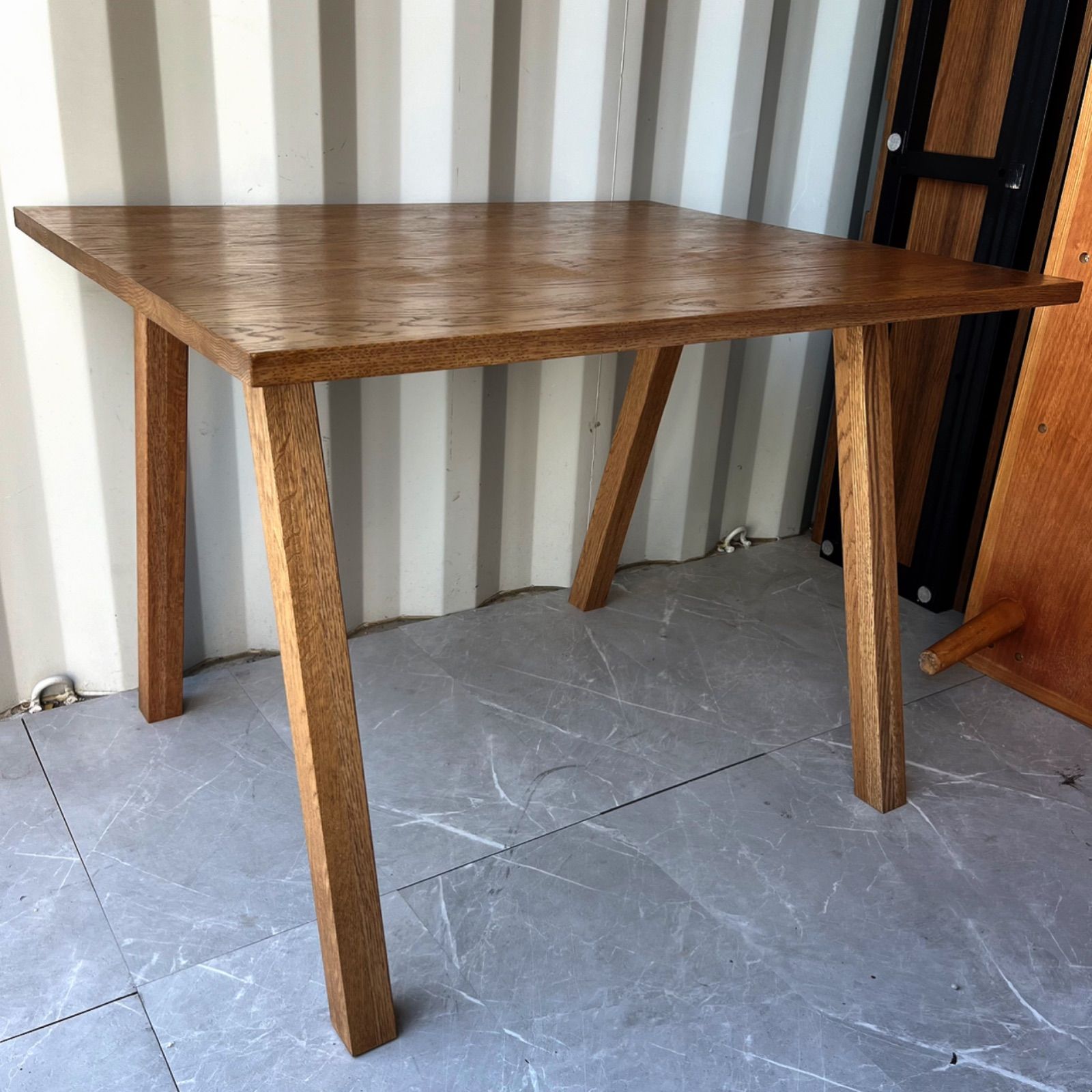 取付無料！ウニコ エレムト 北欧風天然木ブラウンダイニングテーブルw1000✨ 取付無料！ウニコ エレムト 北欧風天然木ブラウンダイニング