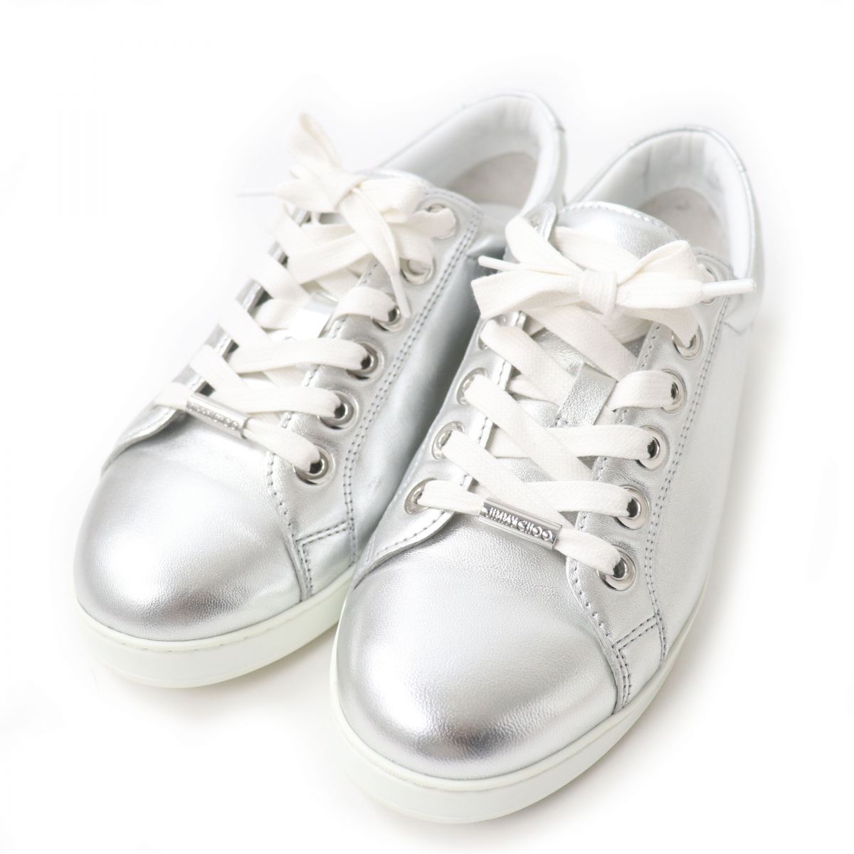 美品☆JIMMY CHOO ジミーチュウ スタースタッズ・ロゴ金具付き