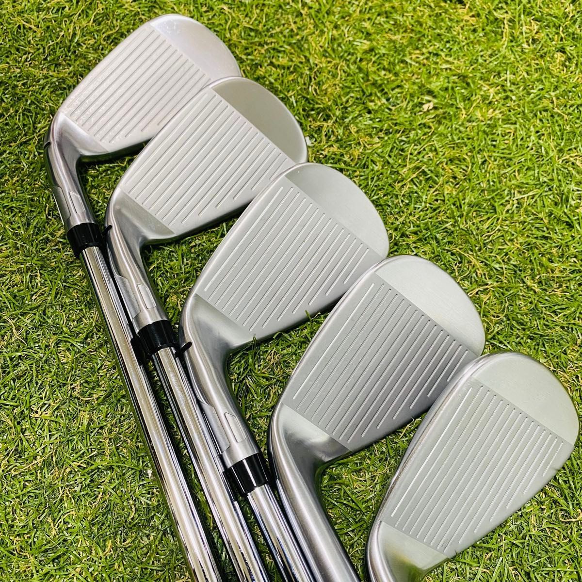 【良品】初心者推奨 テーラーメイド Qi メンズアイアンセット 5本 S テーラーメイド（TAYLORMADE）（メンズ）Qi アイアンセット 5本